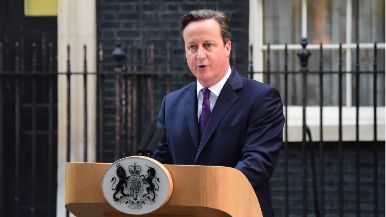 卡梅伦的“退休”生活：逛吃、逛吃、逛吃