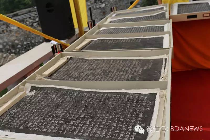 亦分享金秋迎佳节，游园品文化，全市文化活动风景区任你嗨~~