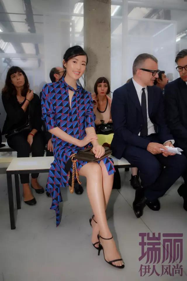 童瑶最新活动照片,童瑶最近的活动