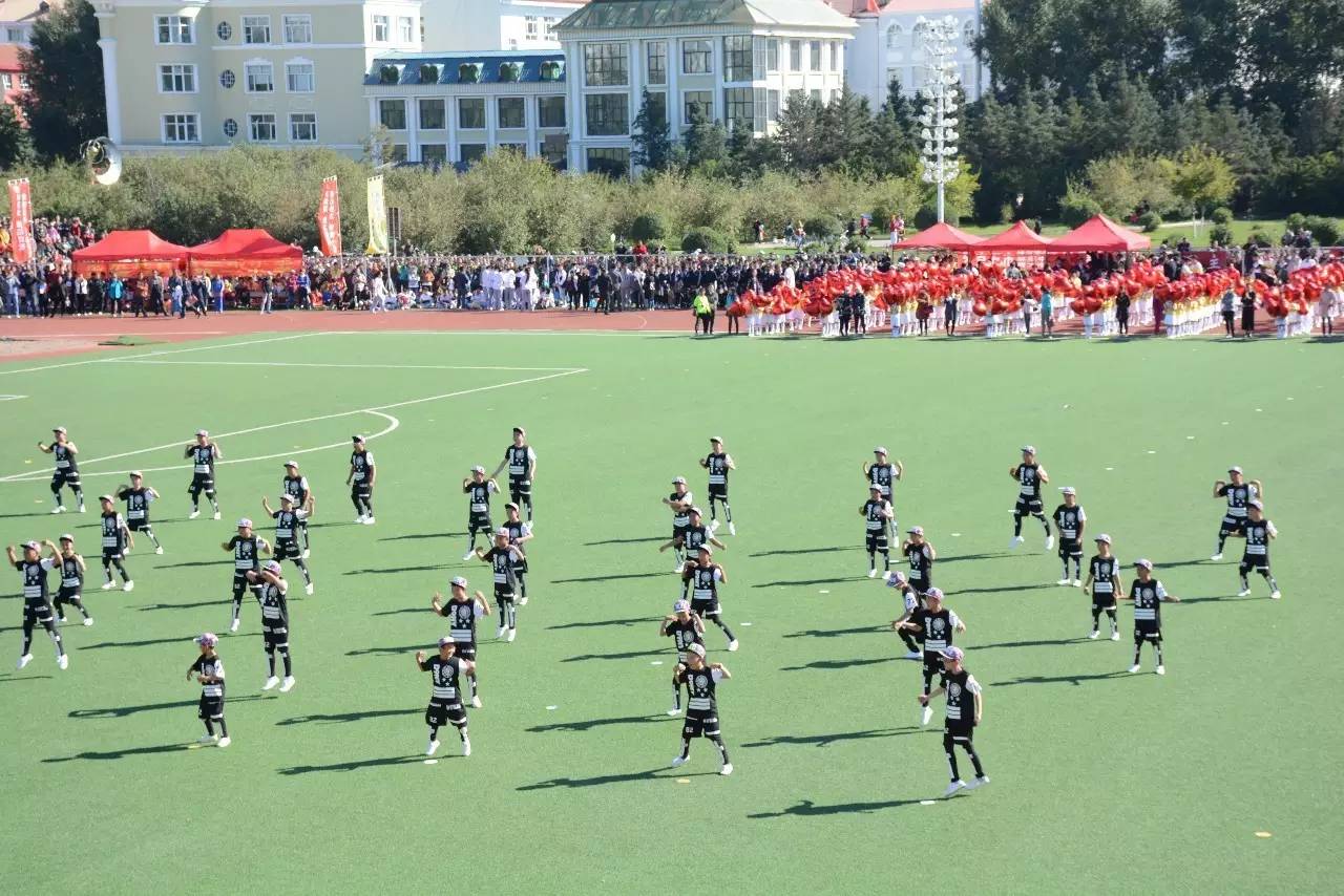 牙克石中小学运动会,牙克石市第四小学27届田径运动会