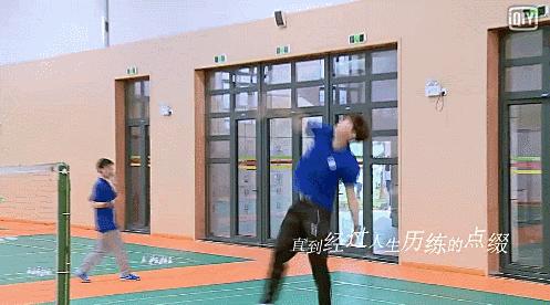 鹿晗放下爱情搞事业,鹿晗和现在的小鲜肉对比