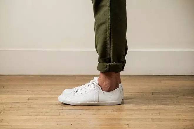 永远买不够的小白鞋｜这4双会是你特立独行的最后一击！