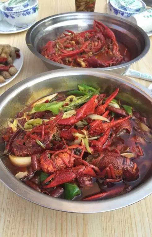 弹子石四大苍蝇馆子,没吃过这几家串串别说你来过宜宾