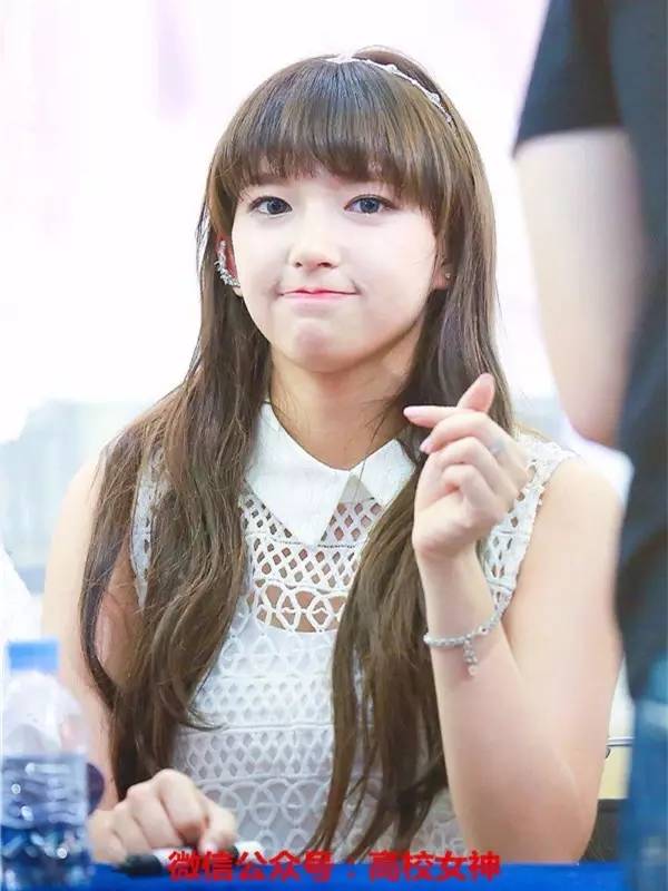 宇宙少女惊艳全场,宇宙少女秀彬开球