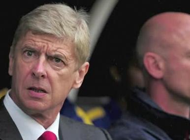 教你球场装逼技能,球场上简单又装逼的招式