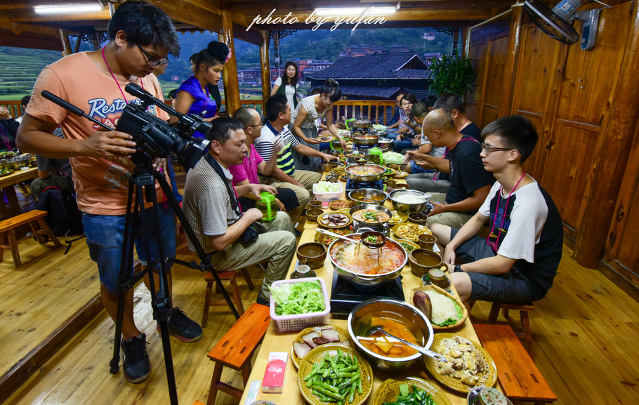 千户苗寨怎么玩比较好,千户苗寨怎么玩最合适