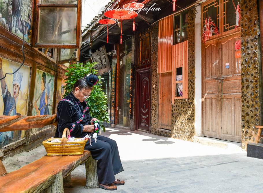 千户苗寨怎么玩比较好,千户苗寨怎么玩最合适