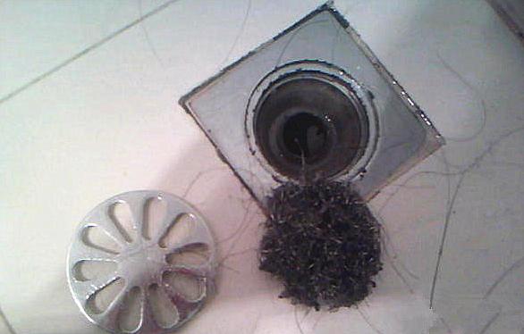 头发堵塞下水道最快的疏通方法,卫生间头发堵塞疏通方法