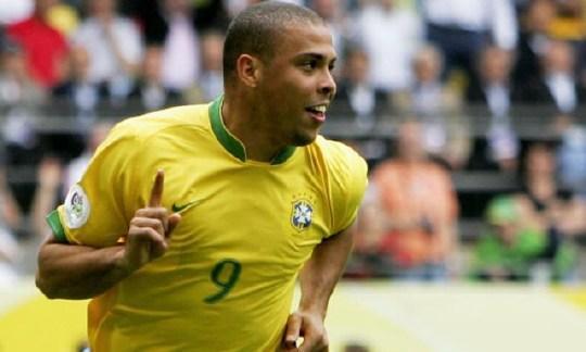 一言不合露狼牙，足坛五大光头狼性巨星