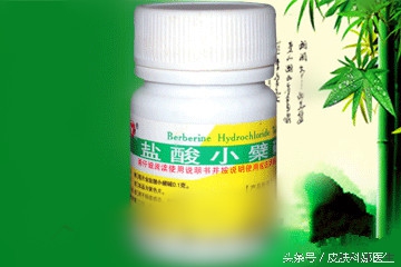 嘴唇裂口脱皮吃什么药,常年嘴唇开裂脱皮是怎么回事