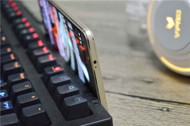 金立m6plus多大屏幕,金立m6plus玩吃鸡