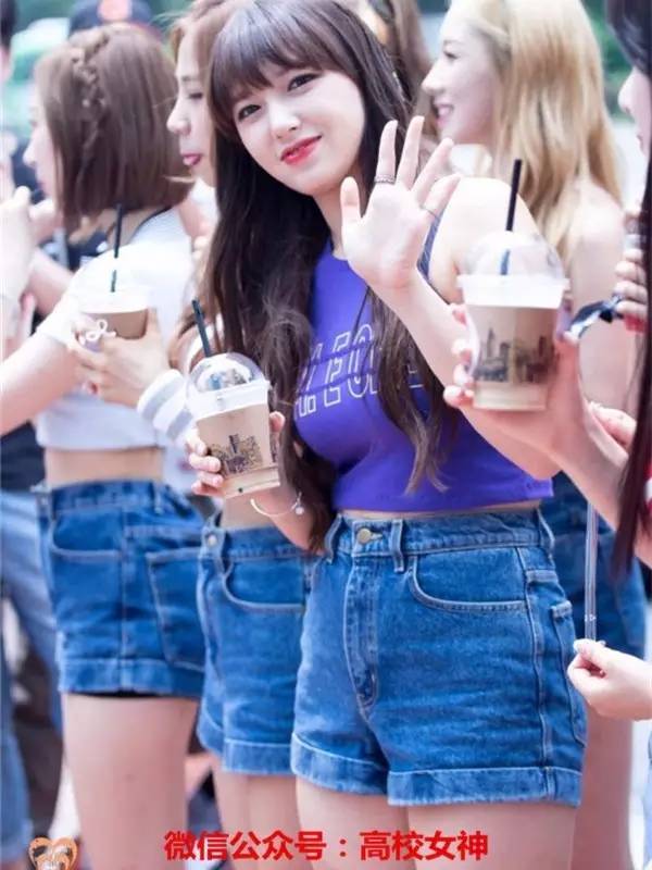 宇宙少女惊艳全场,宇宙少女秀彬开球