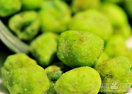 干燥皮肤用什么护肤,脸爆皮干燥怎么护肤