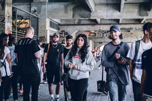 sneaker展会,sneaker鞋展穿搭