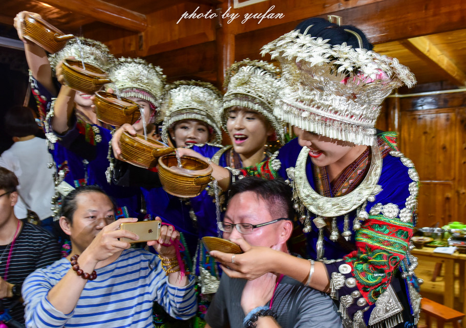 千户苗寨怎么玩比较好,千户苗寨怎么玩最合适