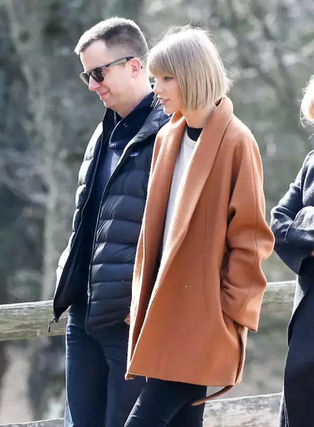 明星都在穿的时尚单品,普通人也能穿的明星单品