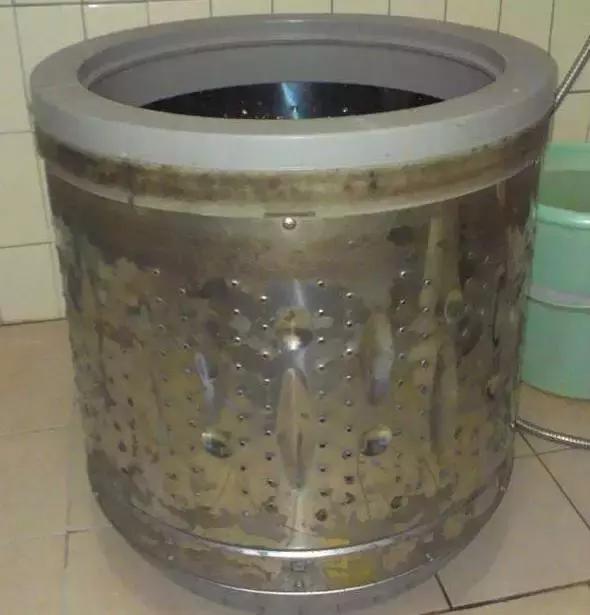 洗过的衣服穿起来身上痒,洗过的衣服穿了发痒是什么原因