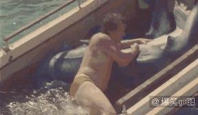 昨晚西班牙人唱今晚德国人跳，温格来伴奏