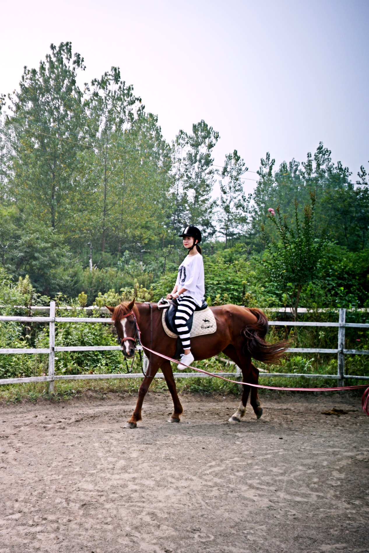 放慢脚步，带孩子住一晚农庄，骑一会儿马
