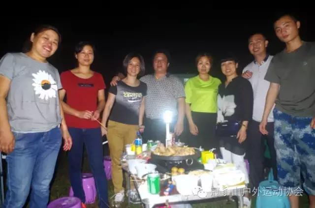 骞插緱婕備寒鍗楁槍,骞插緱婕備寒涓茬儳