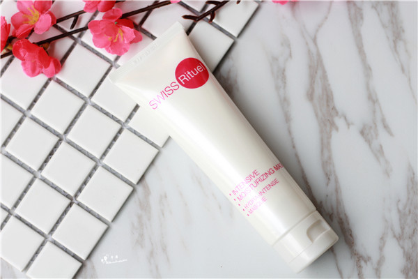 秋高气爽进补好时节,秋高气爽添衣保暖