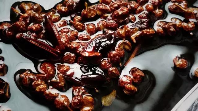 自己炒红油底料,自己制作不辣的麻辣香锅底料教程