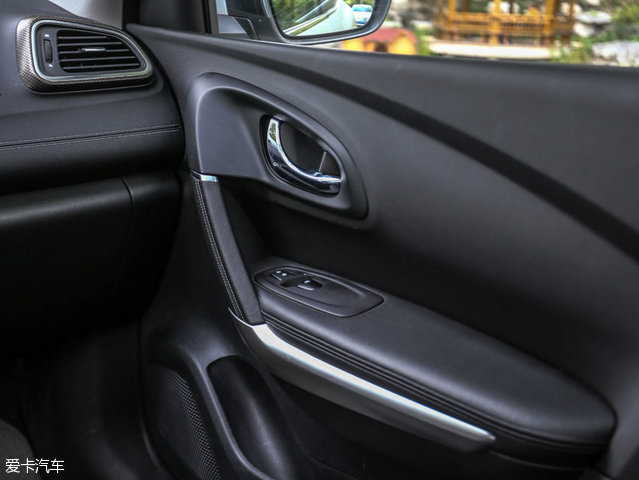 不看颜值只看性能的手机,2016款雷诺科雷嘉雾灯型号