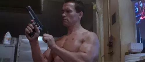 终结者1-6部解析,终结者电影武器