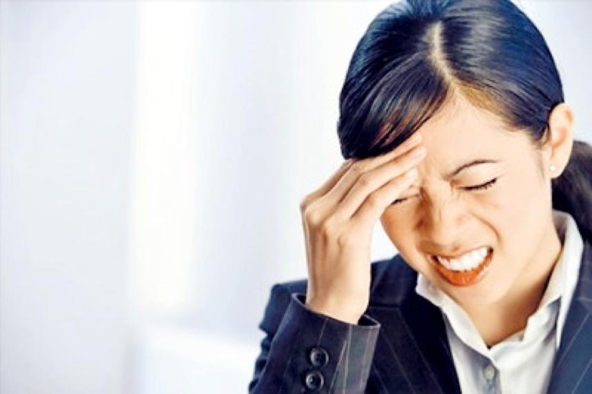 沦为大妈款并不是Coach唯一的尴尬，还有财报下滑，关店不断