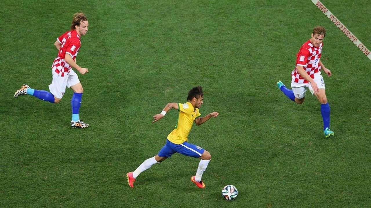 足球运动抽筋了怎么快速缓解,为什么足球运动员总抽筋