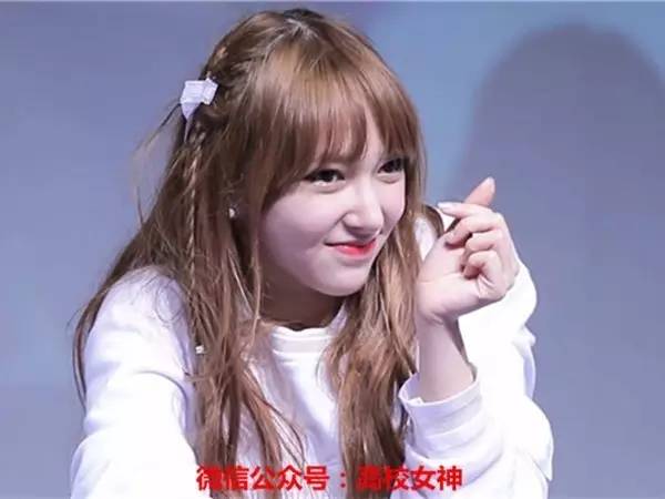 宇宙少女惊艳全场,宇宙少女秀彬开球