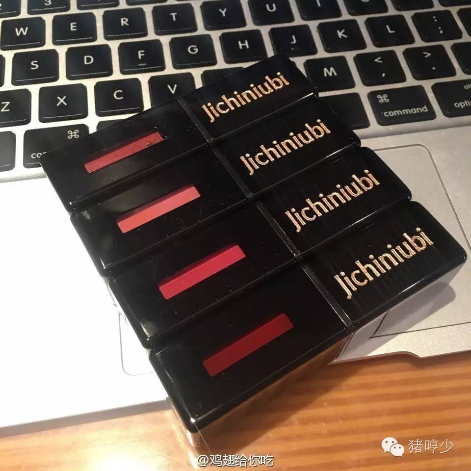 ysl刻字口红,ysl的刻字卡片