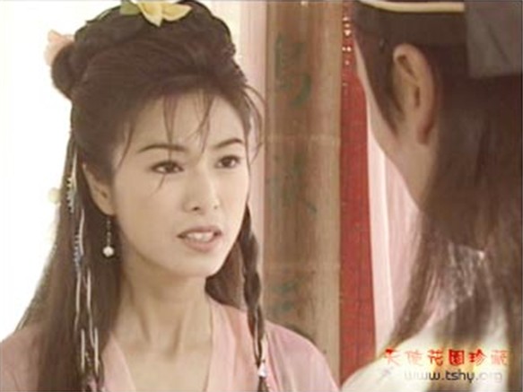 最美殷素素48岁没赘肉,最美殷素素米雪