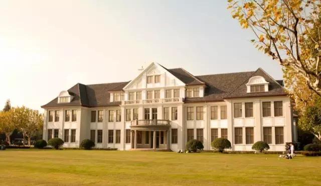 上海跟深圳综合实力对比,北京和上海综合实力对比