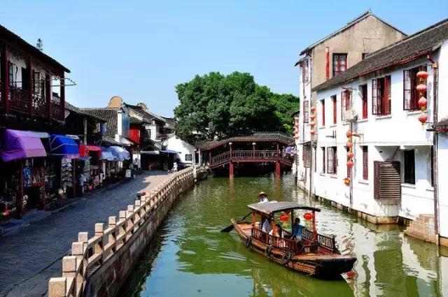 上海跟深圳综合实力对比,北京和上海综合实力对比