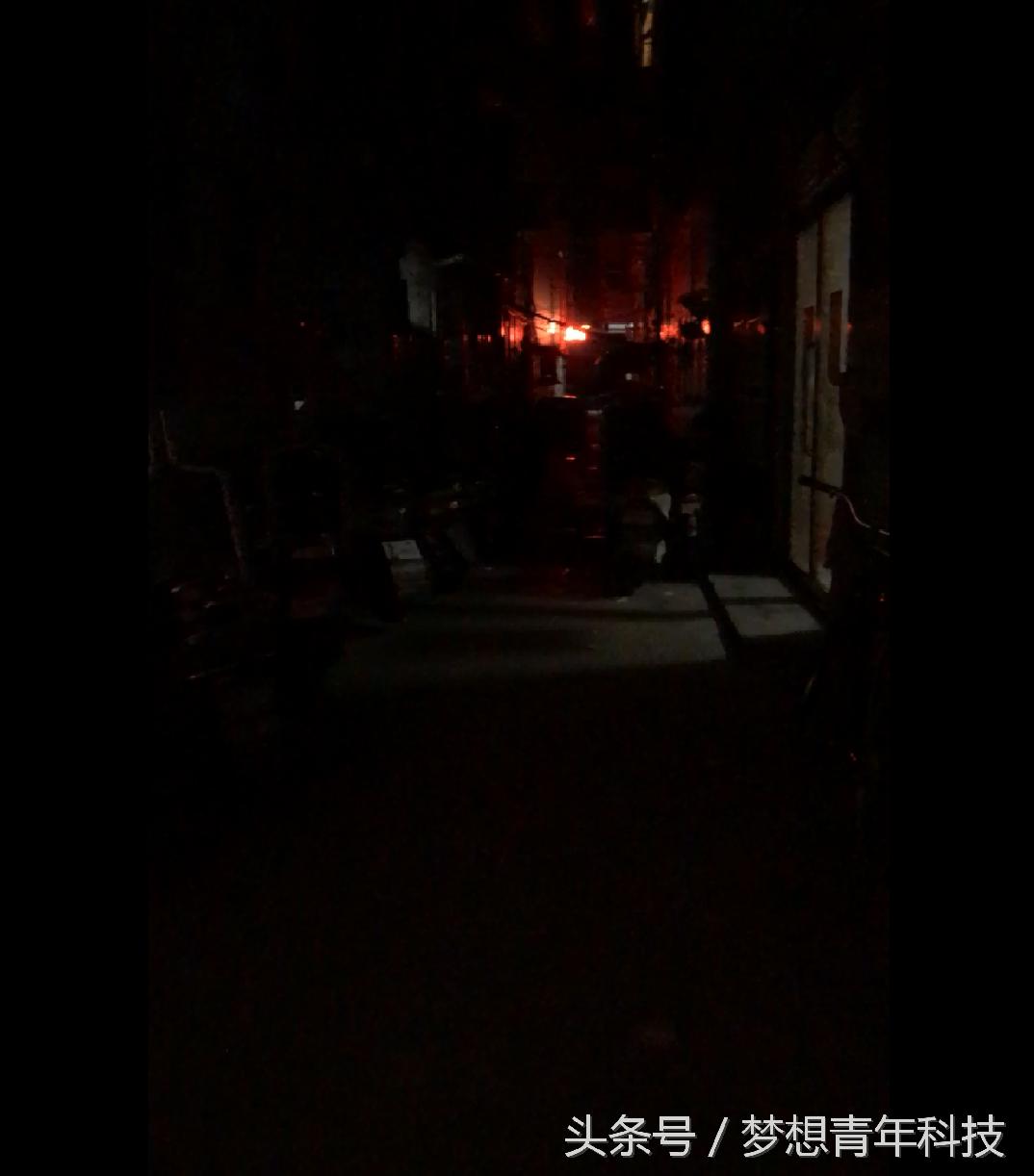 iphone7后置摄像头黑屏解决办法,iphone7p摄像头突然黑了