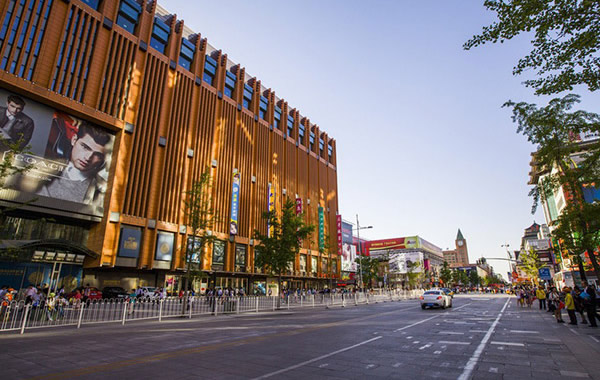 人气爆棚国际购物中心,年轻人必去的购物中心