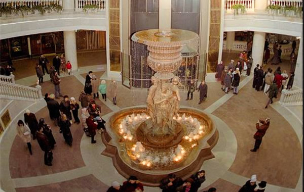 人气爆棚国际购物中心,年轻人必去的购物中心