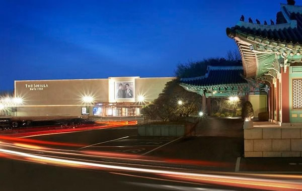 人气爆棚国际购物中心,年轻人必去的购物中心