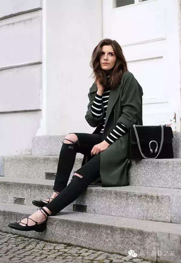 女生的包包价值多少钱 (女人包包值多少钱)