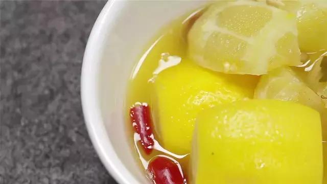 如何辨别真假鳕鱼的方法,鳕鱼如何分辨是不是油鱼