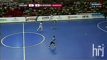 法尔考足球过人视频,室内足球皇帝法尔考