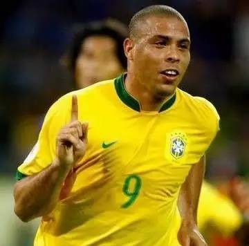 外星人罗纳尔多过人时的解说,一球成名大罗