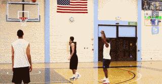 篮球跑位技巧口诀图解,打球跑位思路教学全场