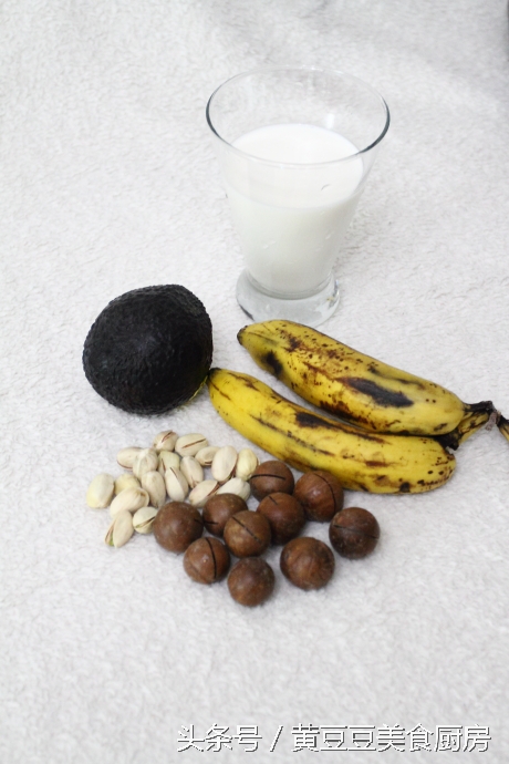 快速消灭坚果的最简单、快捷方法，1分钟轻轻松松搞定