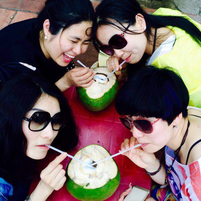 认错人的尴尬经历,打招呼认错人如何化解尴尬