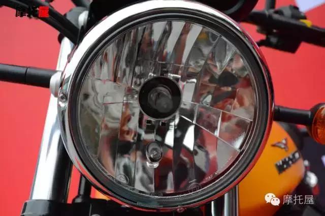 意大利的文艺绅士，屋君试驾GuzziV7Ⅱ