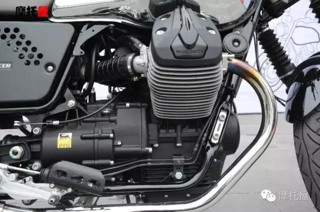 意大利的文艺绅士，屋君试驾GuzziV7Ⅱ