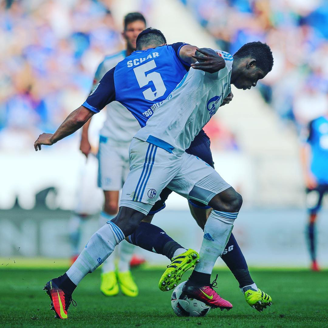 沙尔克04德甲迎来五连败客场1:2不敌霍芬海姆