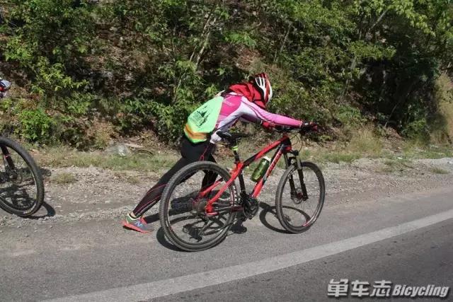 骑单车小腿抽筋怎么回事,骑着单车抽筋是什么问题